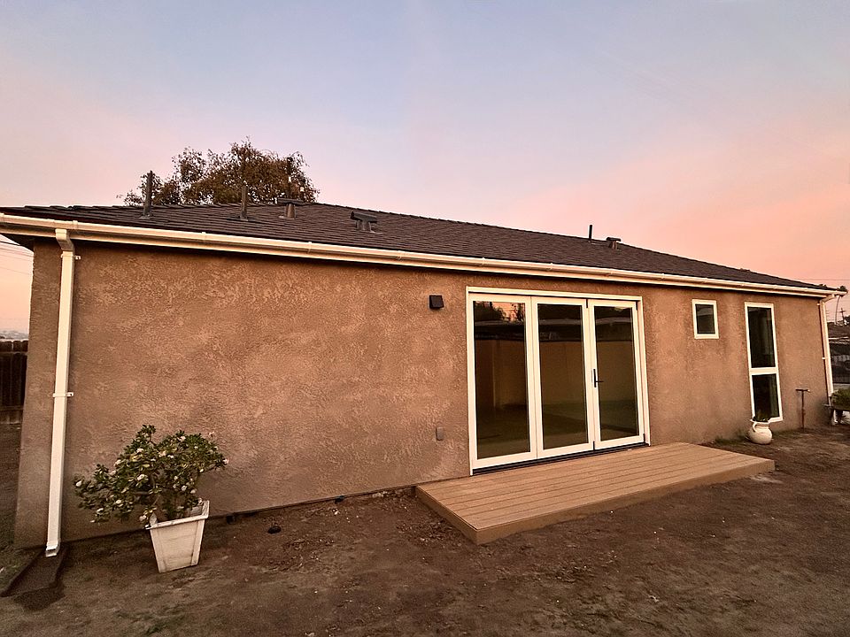 1st image of 11201 La Serna Dr