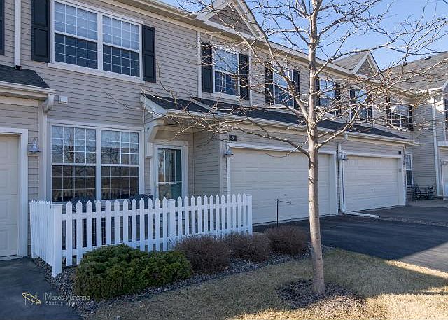 1st image of 4474 Rosemary Way N #5