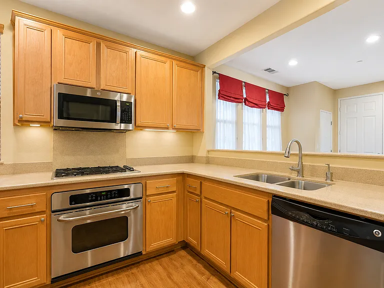 10430 Shelborne St #42 — Photo 21