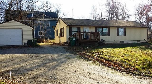 2nd image of 2006 Ibis Dr
