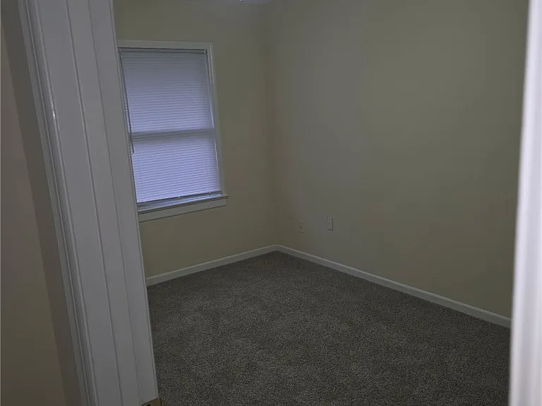 1108 Tiger Blvd — Photo 5
