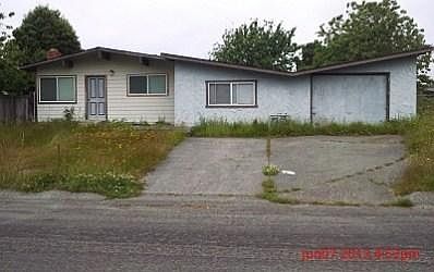 1st image of 2265 Stanford Dr