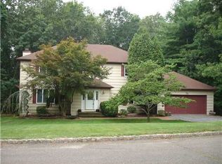4 Tulsa Ct, Monmouth Junction, NJ 08852