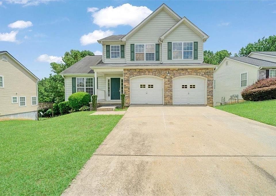 1st image of 5745 Village Loop