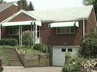 350 Moyhend St, Springdale, PA 15144