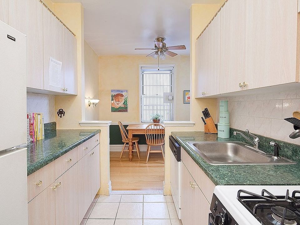 1st image of 1815 Foster Ave Unit 6D