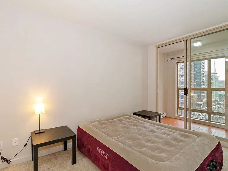 819 Hamilton St #403 — Photo 7