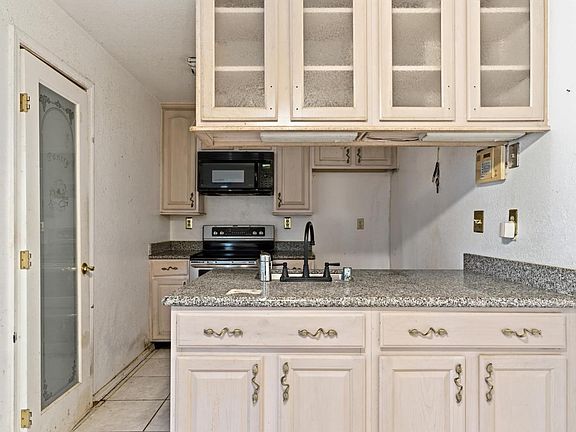 5th image of 1544 Bailey Road #39