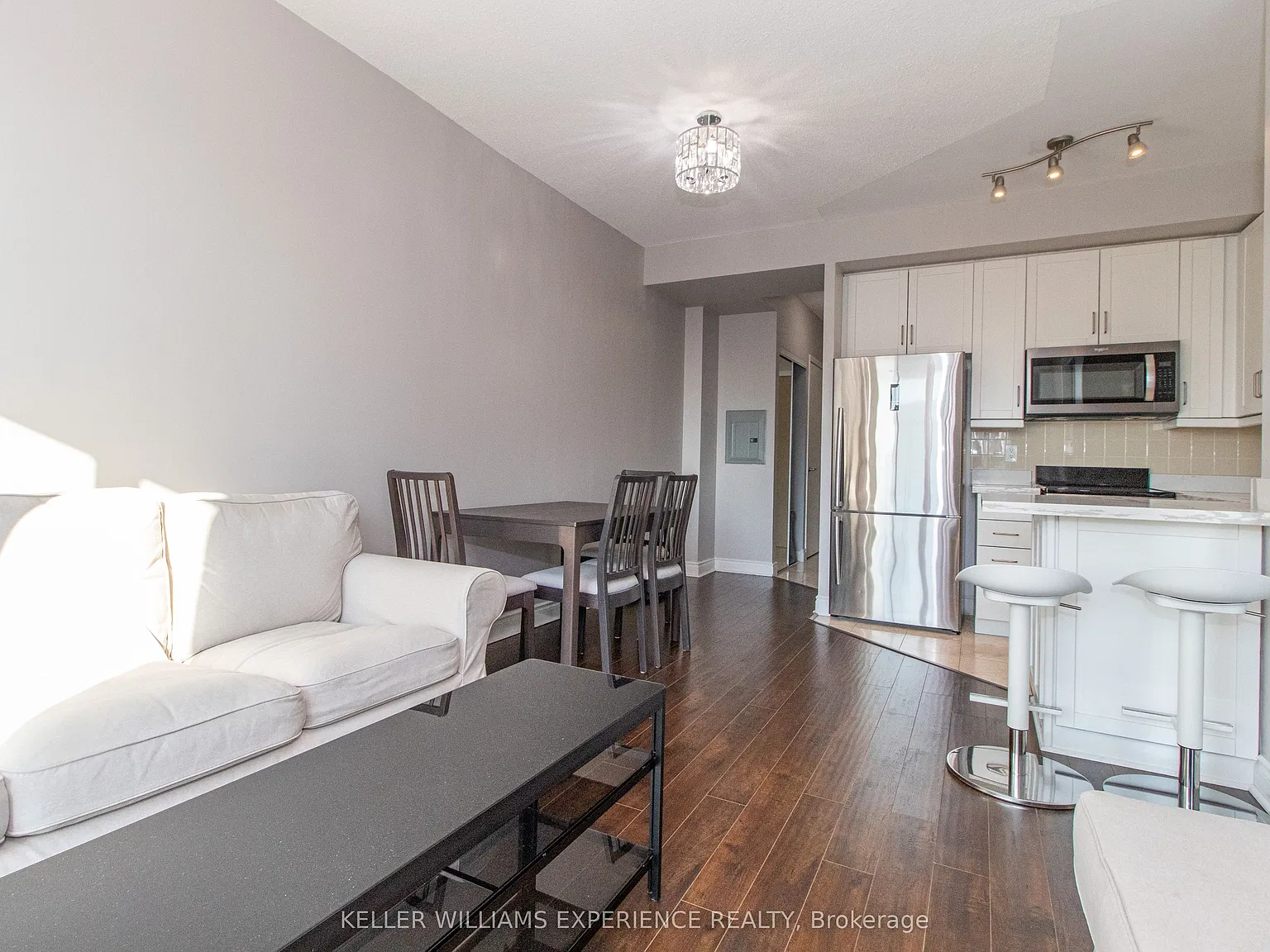 1 bed, $2,180 — Photo 4
