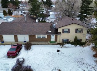 607 N 7th Ave W, Hanna, AB T0J 1P0