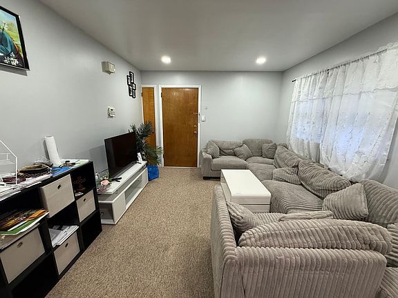 4th image of 23 E 24th St Floor 2