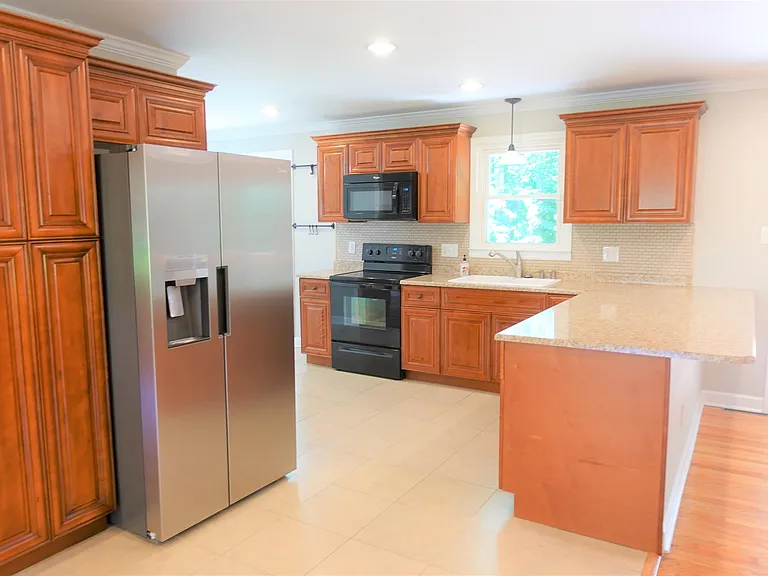 115 Konnarock Cir — Photo 18