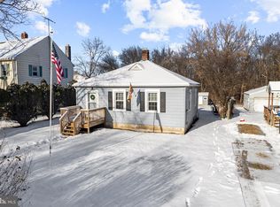 717 Smithfield Ave, Winchester, VA 22601