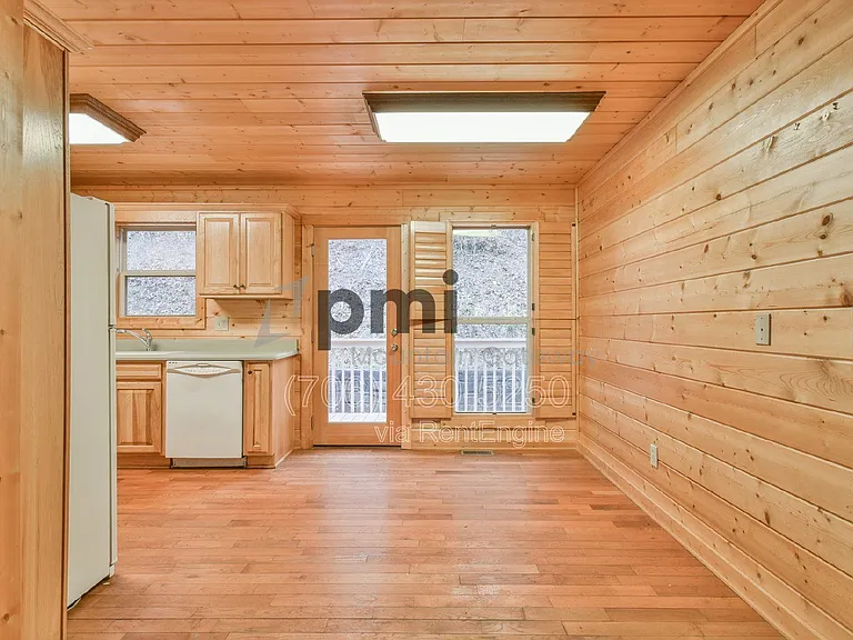 89 Twin Creek Dr — Photo 8