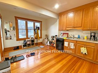 12 Grove St, Auburndale, MA 02466