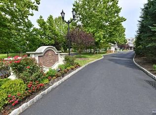 3102 The Plz, Tenafly, NJ 07670