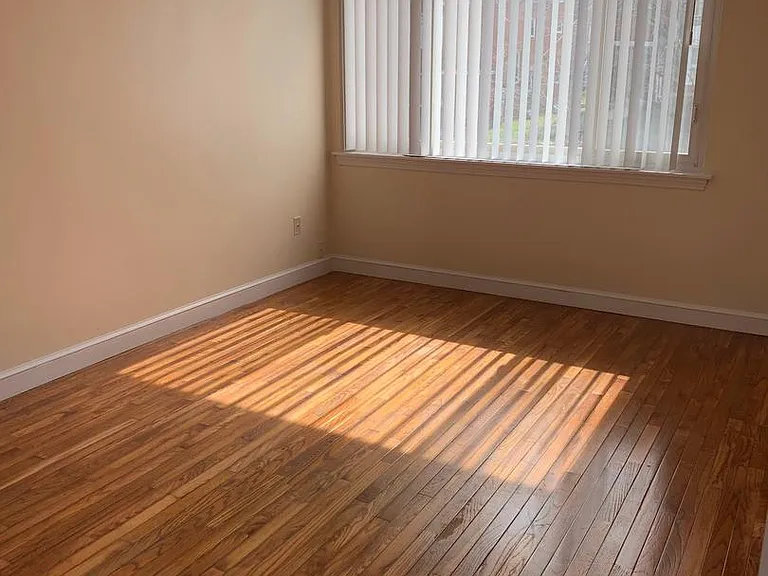 126 Webster St NE #1 — Photo 3