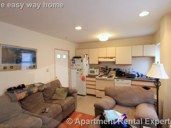 43 Ivaloo St, Somerville, MA