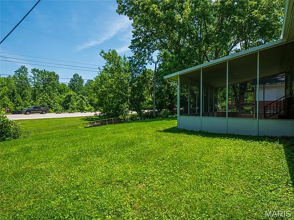 3rd image of 3410 Brunswick Dr