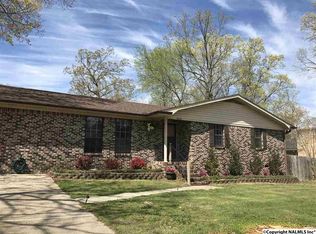 500 Jo Lee Ln, Rainbow City, AL 35906