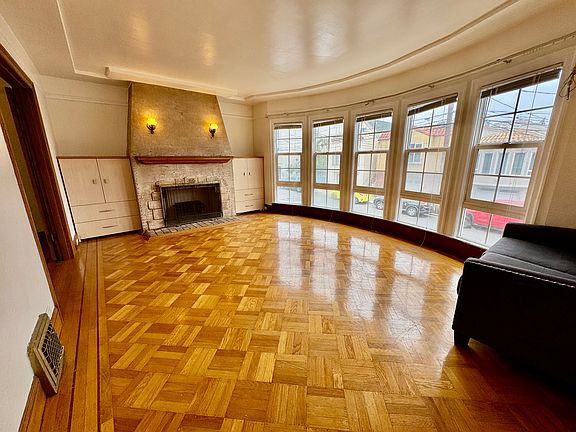 3rd image of 80 Norton St
