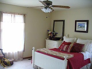 4th image of 14921 Carver Ct