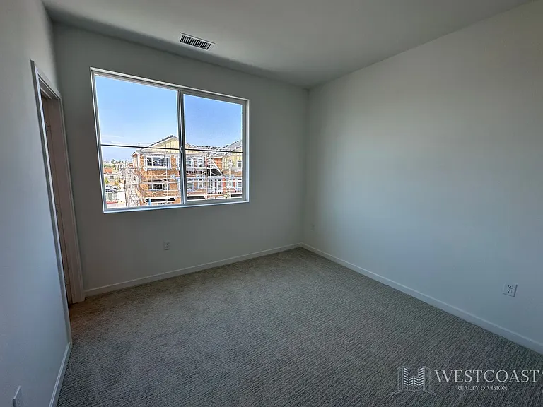 5954 Catskills Ct — Photo 26