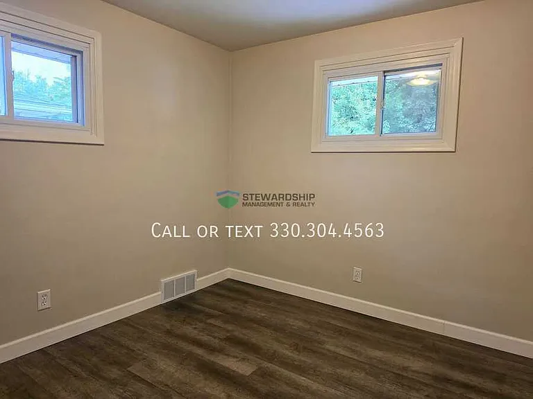 1740 Harvard Ave NW — Photo 9