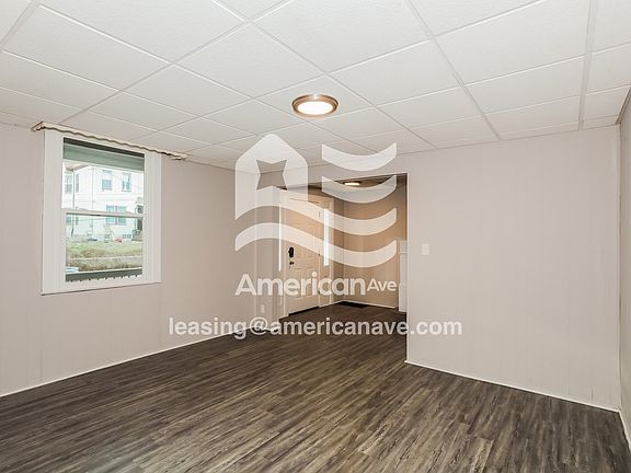 874434_003_living_room_14350887.jpg