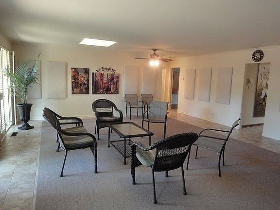 Spacious living and dining area