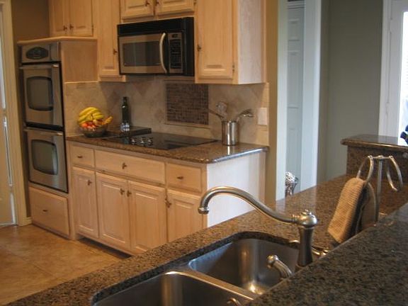 4th image of 7300 Ryan Dr