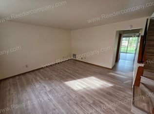 9324 Spring St, Highland, IN 46322