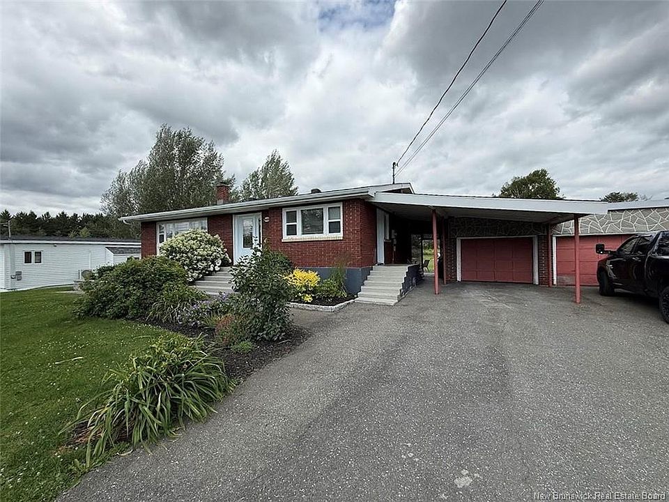 1st image of 847 Principale St
