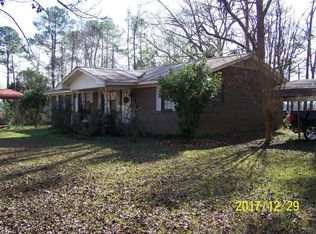 7501 Parramore Rd, Sneads, FL 32460