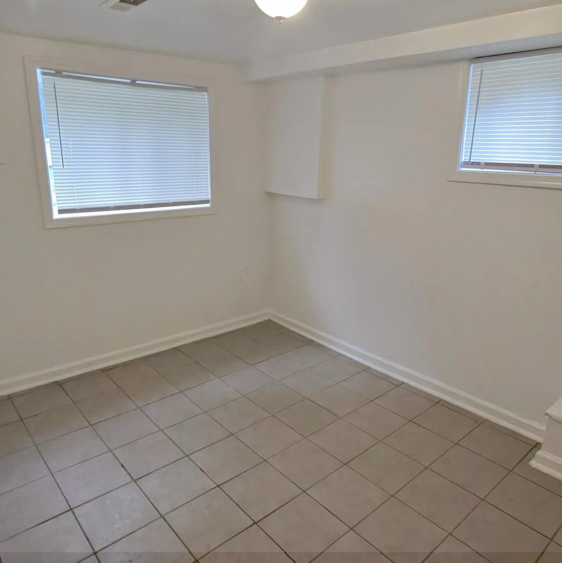 2 bed, 1.0 bath, 550 sqft, $1,750 — Photo 4