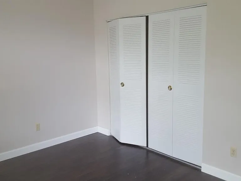 5515 Pershing Ave #21 — Photo 10