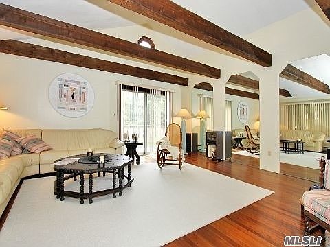 5th image of 4 Dillon Dr