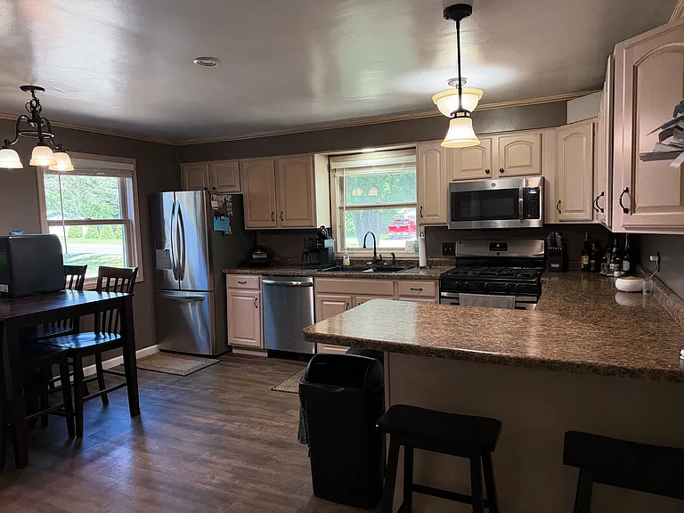 2717 White Pine Rd — Photo 4