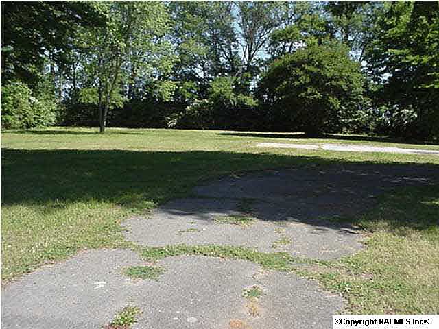 2nd image of 1354 Old Monrovia Rd