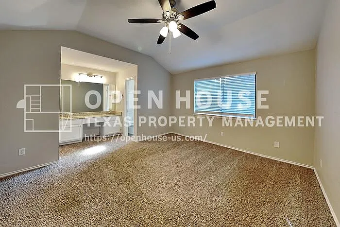 1319 Colony Ct — Photo 10