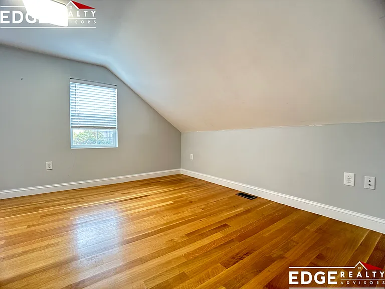 171A Lexington St — Photo 11