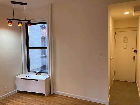 Rented by Akam Sales and Brokerage | media 15