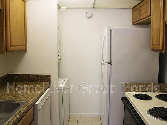 5th image of 10032 Twin Lakes Dr #37-B