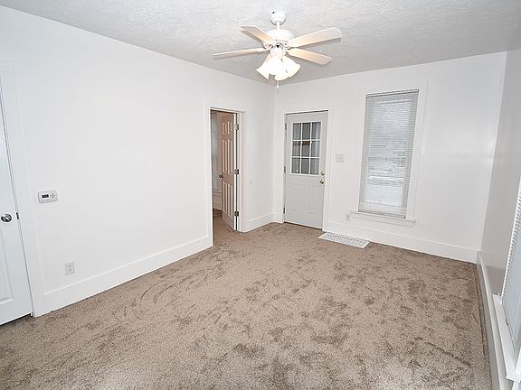 4th image of 422 W Wilden Ave