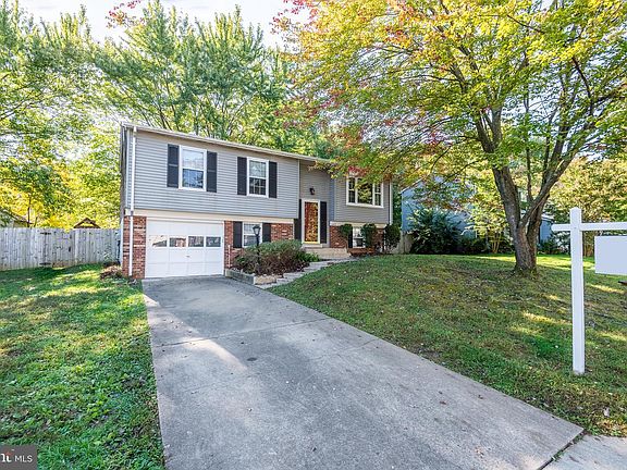 2nd image of 5643 Smallwood Ct