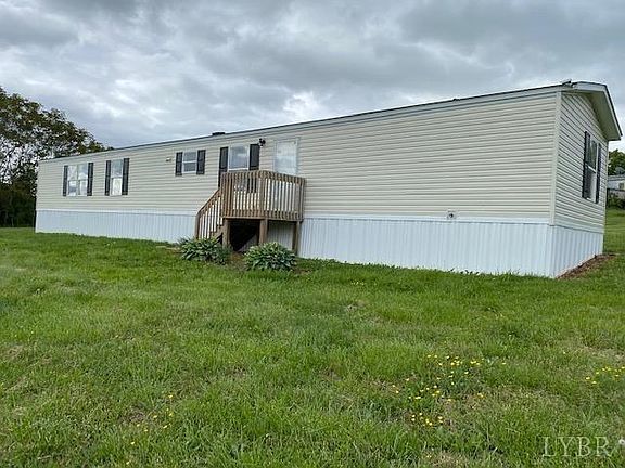 2nd image of 200 Mountain Meadow Dr