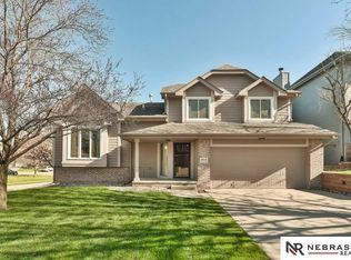 10426 Newport Ave, Omaha, NE 68122