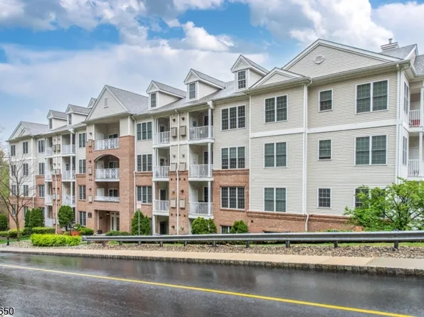 8209 Sanctuary Blvd, Riverdale Boro, NJ 07457