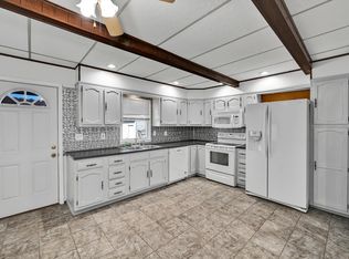 0 S Nicholas St, Saint Clair, PA 17970
