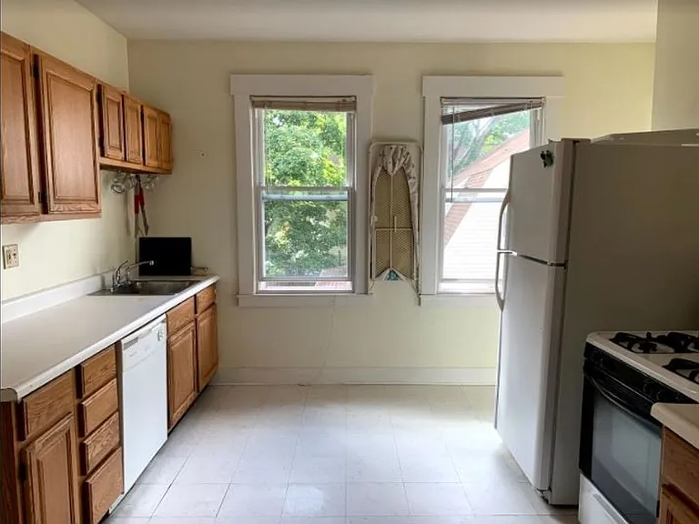 405 Central Ave — Photo 11